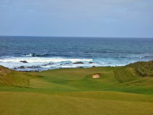 Cape Wickham 10th Approach